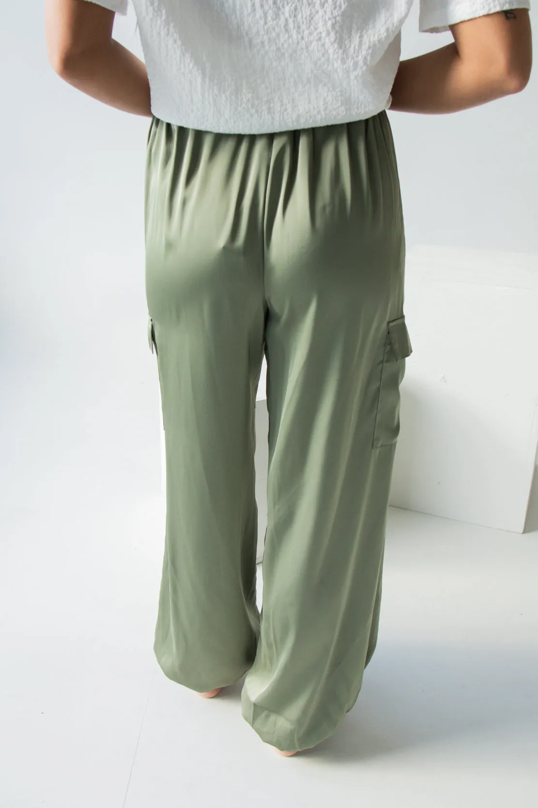 Anna Cargo Satin Pants | Light Olive