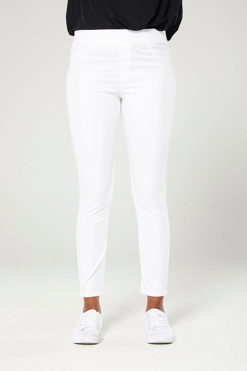 Dream Pull On Jean | White