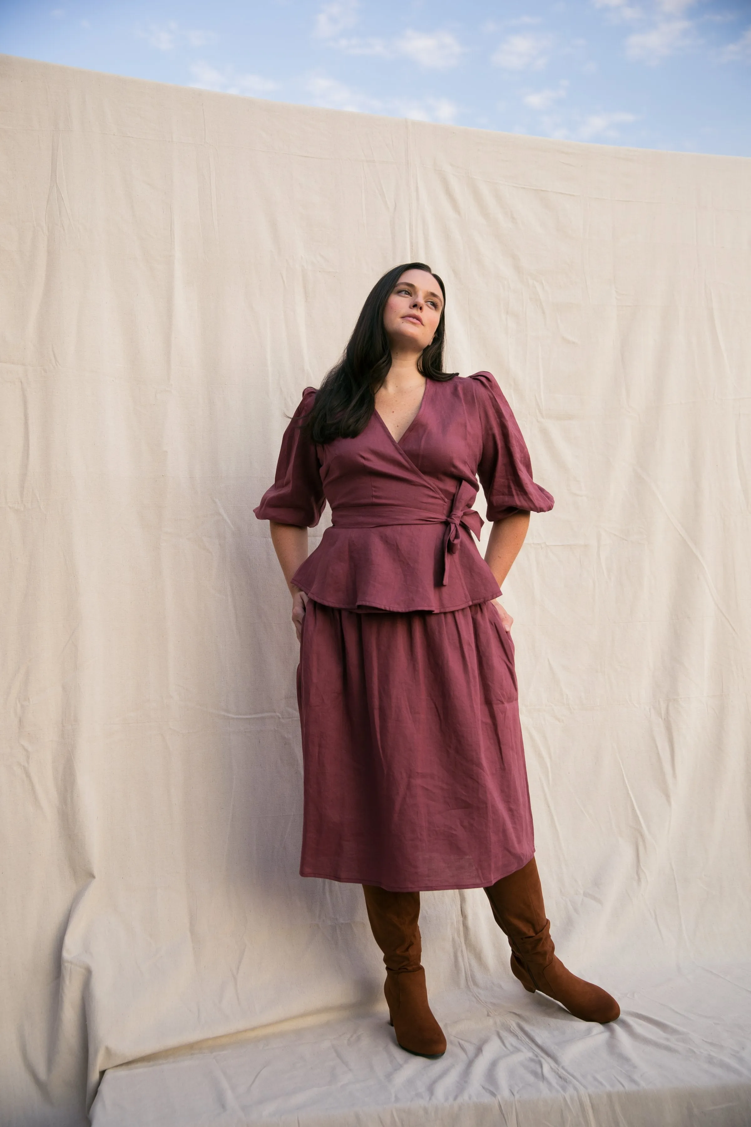 Ellen Wrap Top / Plum Linen