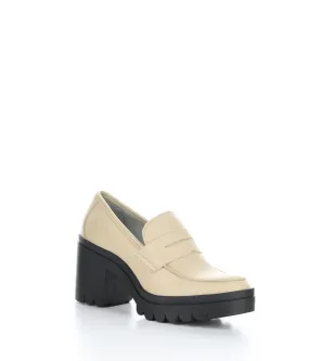 TOKY803FLY 007 BEIGE Slip-on Shoes