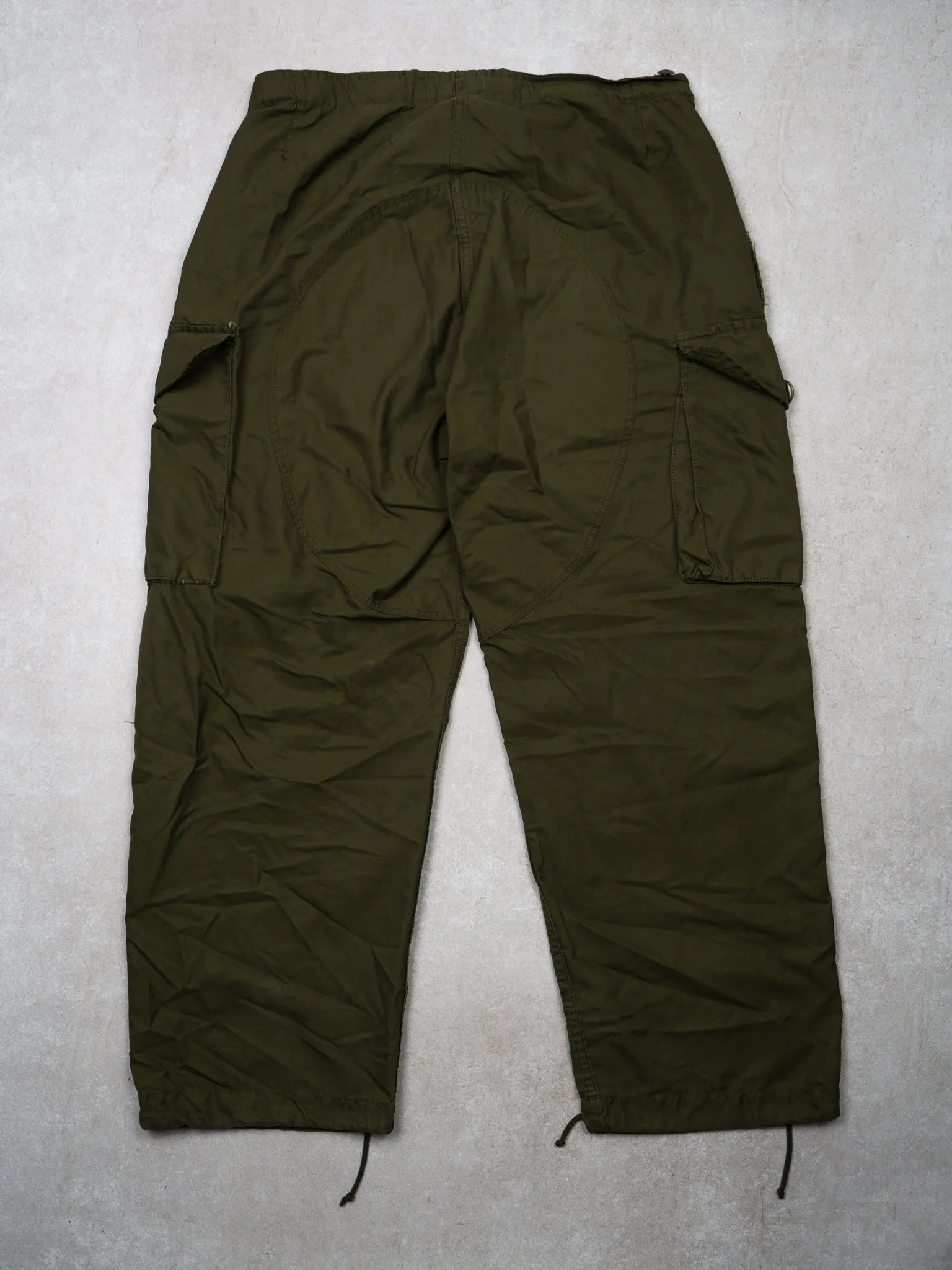 Vintage '78 Adjustable Green Army Windproof Parachute Pants (32-38 x 29)